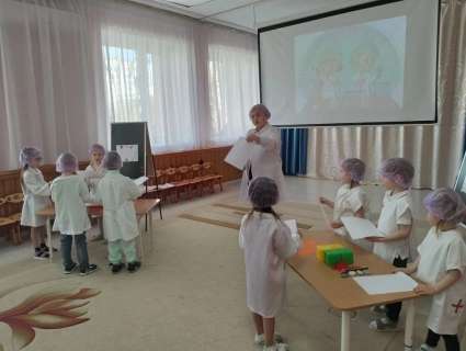 Волшебство или наука? В группе «Фантазёры» раскрывали тайны бумаги! 