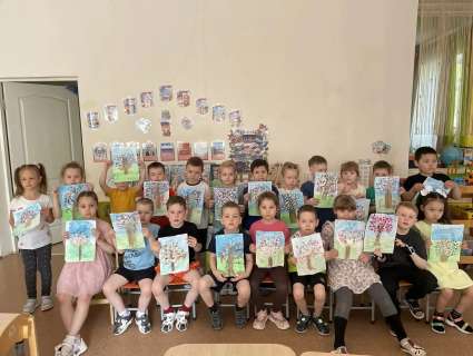 Учимся видеть и рисовать красоту: занятие «Цветущий сад»