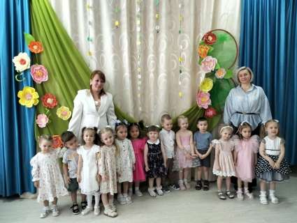 Весенний праздник в «Радуге»: Мамины улыбки и детские сюрпризы! 