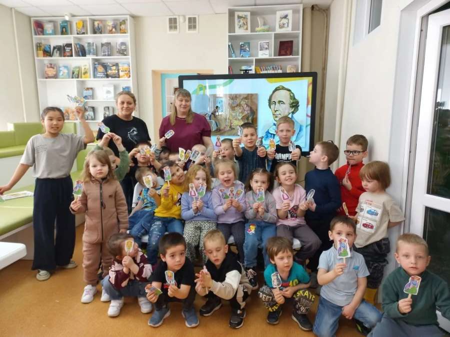 Экскурсия в библиотеку им. В. П. Крапивина 